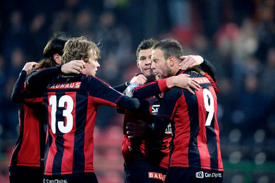 Brommapojkarna jublar