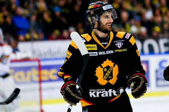Bläddra bland fler bilder av Ishockey, SM-final 1, Skellefteå - Luleå
