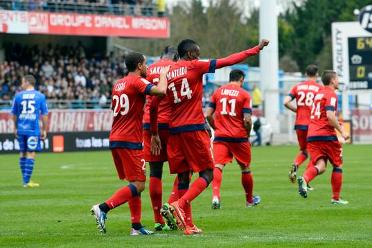 Blaise MATUIDI - 13.04.2013 - Troyes / Paris Saint Germain