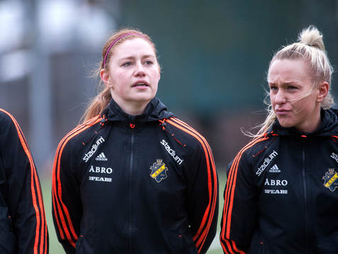 Stephanie Wroblewski och Sarah Fredriksson, AIK