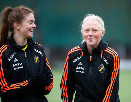 Lisa Petersson, och Elin Bragnum, AIK