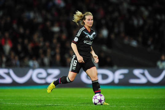 Amandine HENRY -   13.04.2013 - Lyon / Juvisy  - 1/2 finale