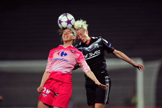Megan RAPINOE - Camaille CATALA -   13.04.2013 - Lyon /
