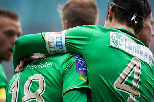 Mirza Mujcic, Gais, gratulerar Linus Tornblad