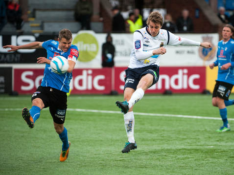 Richard Magyar, Halmstad, och Johan Oremo, Gefle