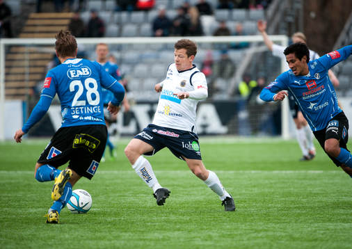 Jonas Lantto, Gefle jagar boll bland Halmstads spelare