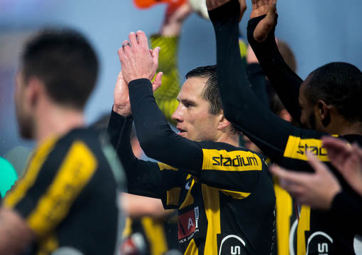 Martin Ericsson, Häcken, tackar publiken