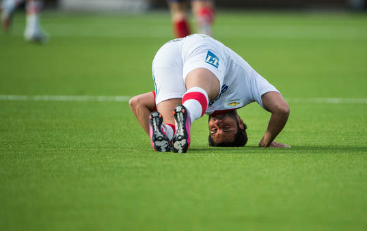 Stefan Batan Assyriska har ont
