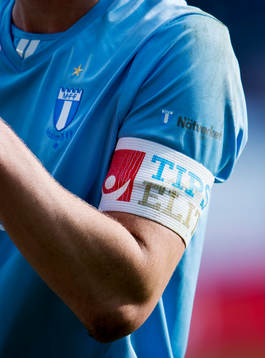 Filip Helander, Malmö FF, bär bindel från Tipselit