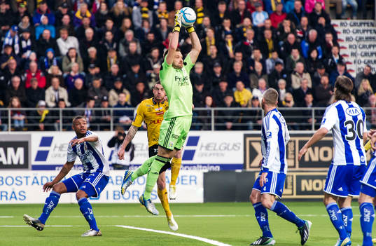 John Alvbåge, målvakt, IFK Göteborg, tar bollen i luften