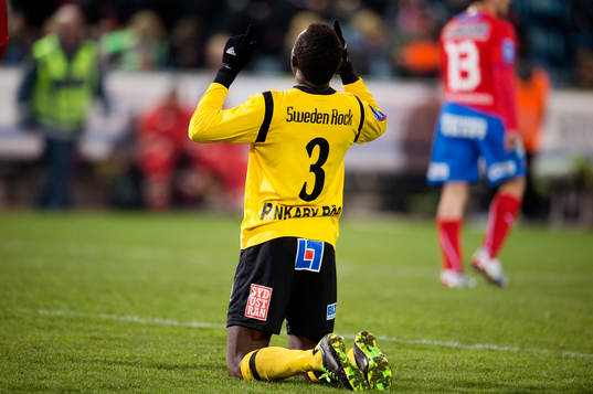 Gbenga Arokoyo, Mjällby, jublar vid slutsignal