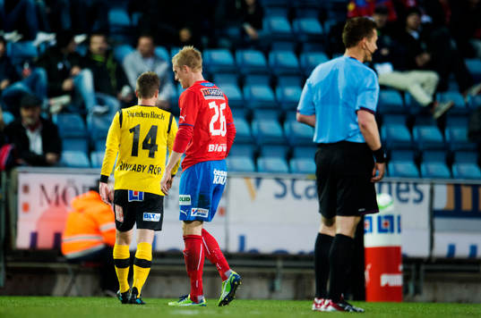 Peter Larsson, Helsingborg, visas ut
