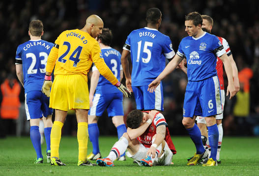 Football - Arsenal v Everton - Barclays Premier League  -