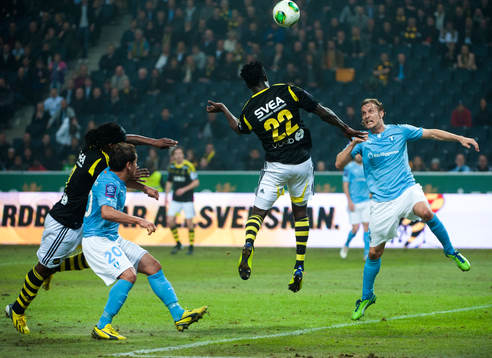 Kwame Amponsah Karikari, AIK, nära att göra mål på