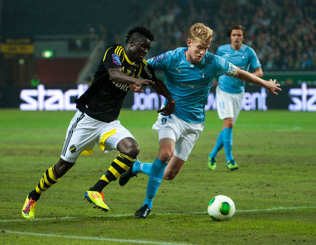 Kwame Amponsah Karikari, AIK, och Filip Helander, Malmö