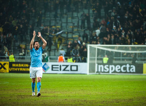 Matias Concha, Malmö, jublar för vinsten medan