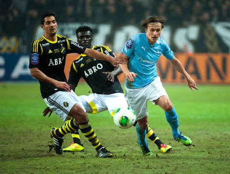 Celso Borges, Amponsah Karikari AIK, och Simon Thern,