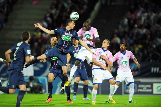 Thiago MOTTA / Cedric MONGONGU - 17.04.2013 - Evian Thonon