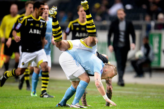 Daniel Majstorovic, AIK hamnar över Magnus Eriksson,