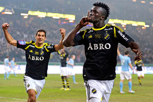 Celso Borges och Kwame Amponsah Karikari, AIK jublar