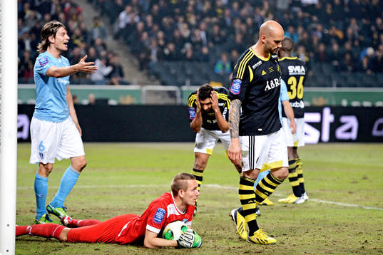 Celso Borges, Daniel Majstorovic, Henok Goitom, AIK deppar