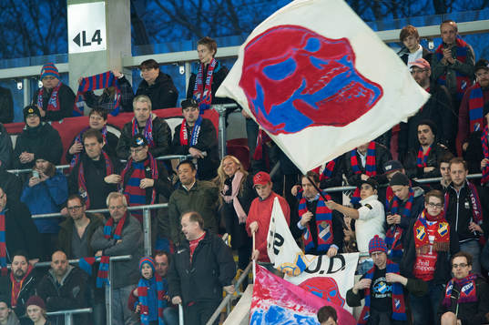 Supporters, Öster