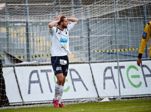 Mikael Dahlberg, nickar in i stolpe, depp, besvikelse, Gefle
