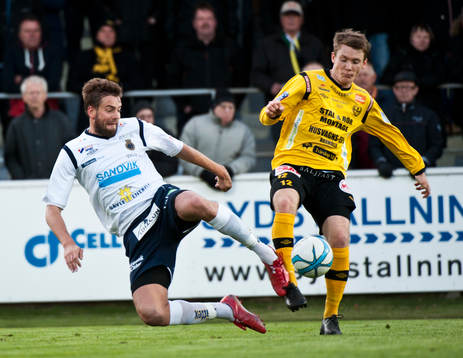 Mikael Dahlberg,  Gefle, Viktor Agardius, Mjällby