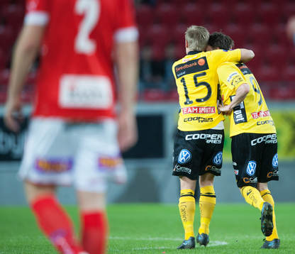 1-1, Lasse Nilsson, Elfsborg, som grattas av Andreas