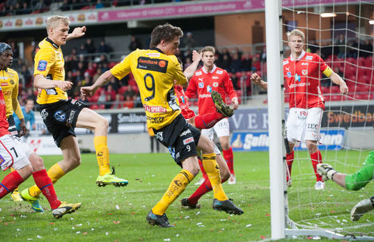 1-1, Mohamed Bangura, Elfsborg, nickar fram till Lasse