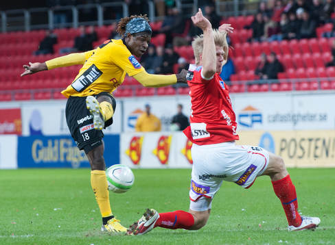 Mohamed Bangura, Elfsborg, och Paulus Arajuuri, Kalmar