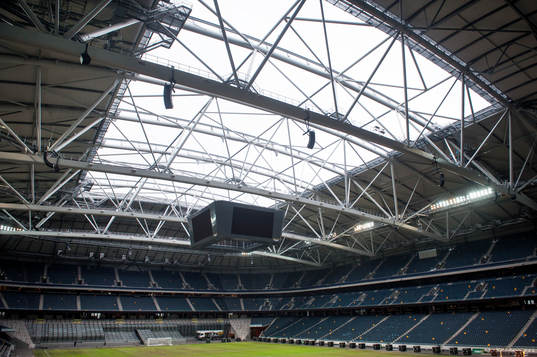 Fotboll, öppet tak på Friends arena