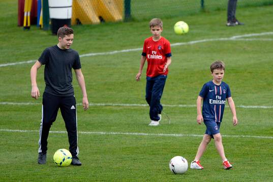 Brooklyn BECKHAM / Cruz BECKHAM / Romeo BECKHAM   -
