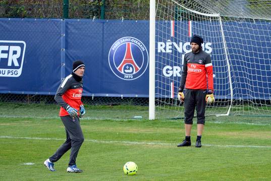 Nicolas DOUCHEZ / Salvatore SIRIGU  - 19.04.2013 -