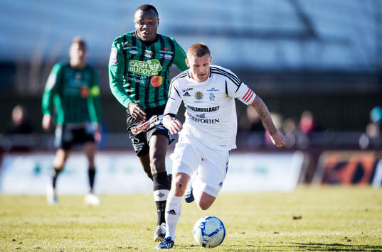 Ari Freyr Skúlason Skulason, Sundsvall, jagas av Ibrahim