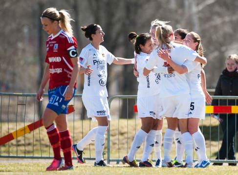 Caroline Seger, MArta Viera da Silva, jubel, Tyresö, Sofie