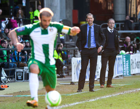 Örebro tränaren, Per-Ola Ljung (höger) och Hammarby