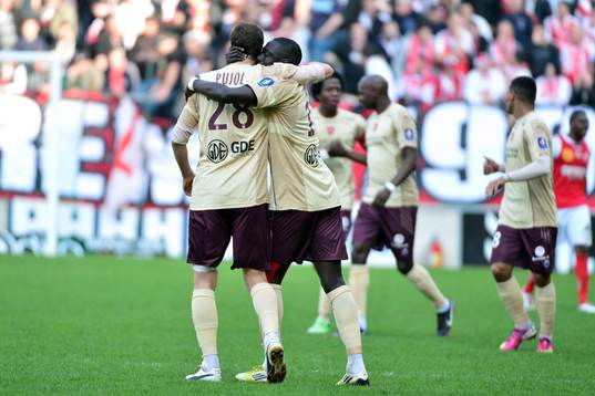 Joie Gregory PUJOL - 21.04.2013 - Reims / Valenciennes -