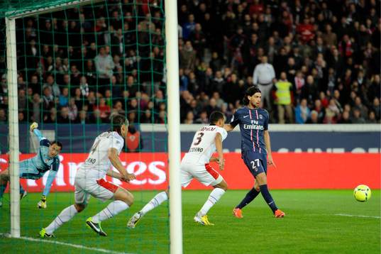 Balle de But - Javier PASTORE - 21.04.2013 - Paris Saint
