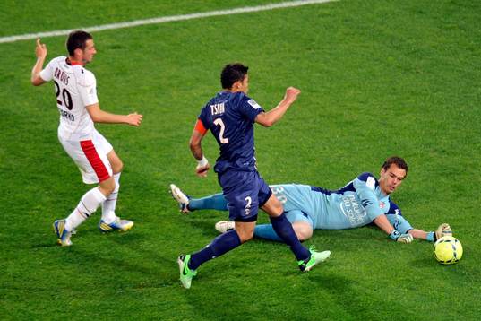 Thiago SILVA / Joris DELLE - 21.04.2013 - Paris Saint