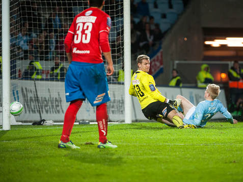 Simon Kroon, Malmö, gör sitt första allsvenska mål