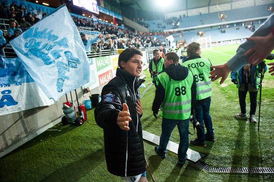Miiko Albornoz, Malmö jublar med fansen