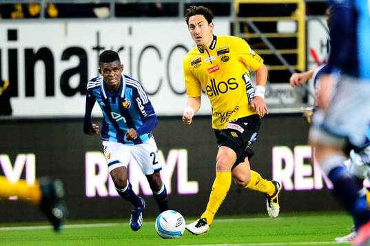 Stefan Ishizaki, Elfsborg jagas av Godsway Donyoh,
