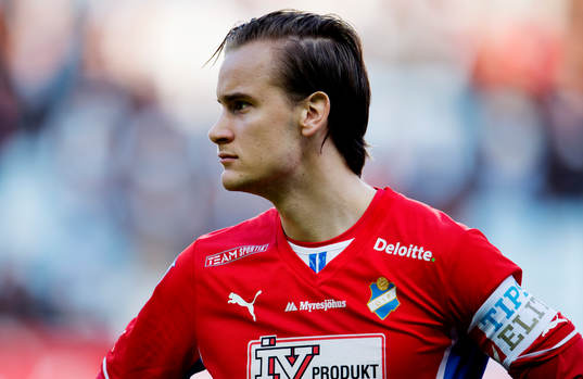 Månz Karlsson, Öster
