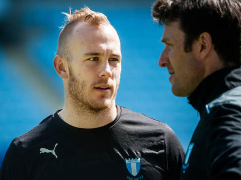 Magnus Eriksson, Malmö FF samtalar med en ledare