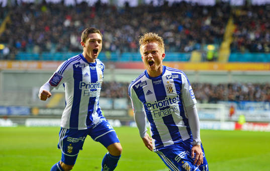 Sam Larsson, IFK Göteborg, jublar