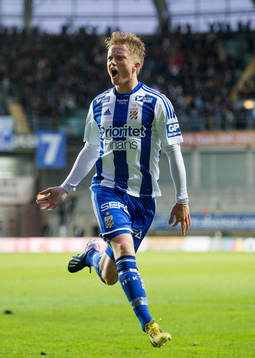 Sam Larsson gör 1-1 för IFK Göteborg i sista