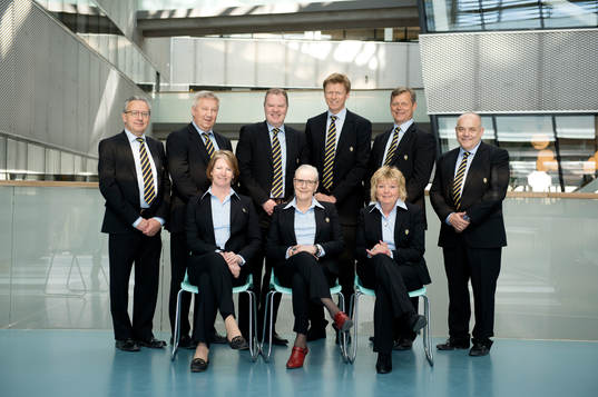 Bakre raden fr.v Kenneth Håkansson, Bert Andersson,