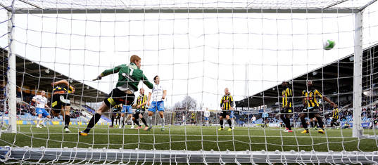 Gunnar Heidar Thorvaldsson, Norrköping, gör 1-0 bakom