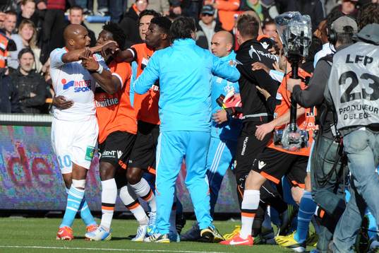Altercation Jordan AYEW - 27.04.2013 - Lorient / Marseille